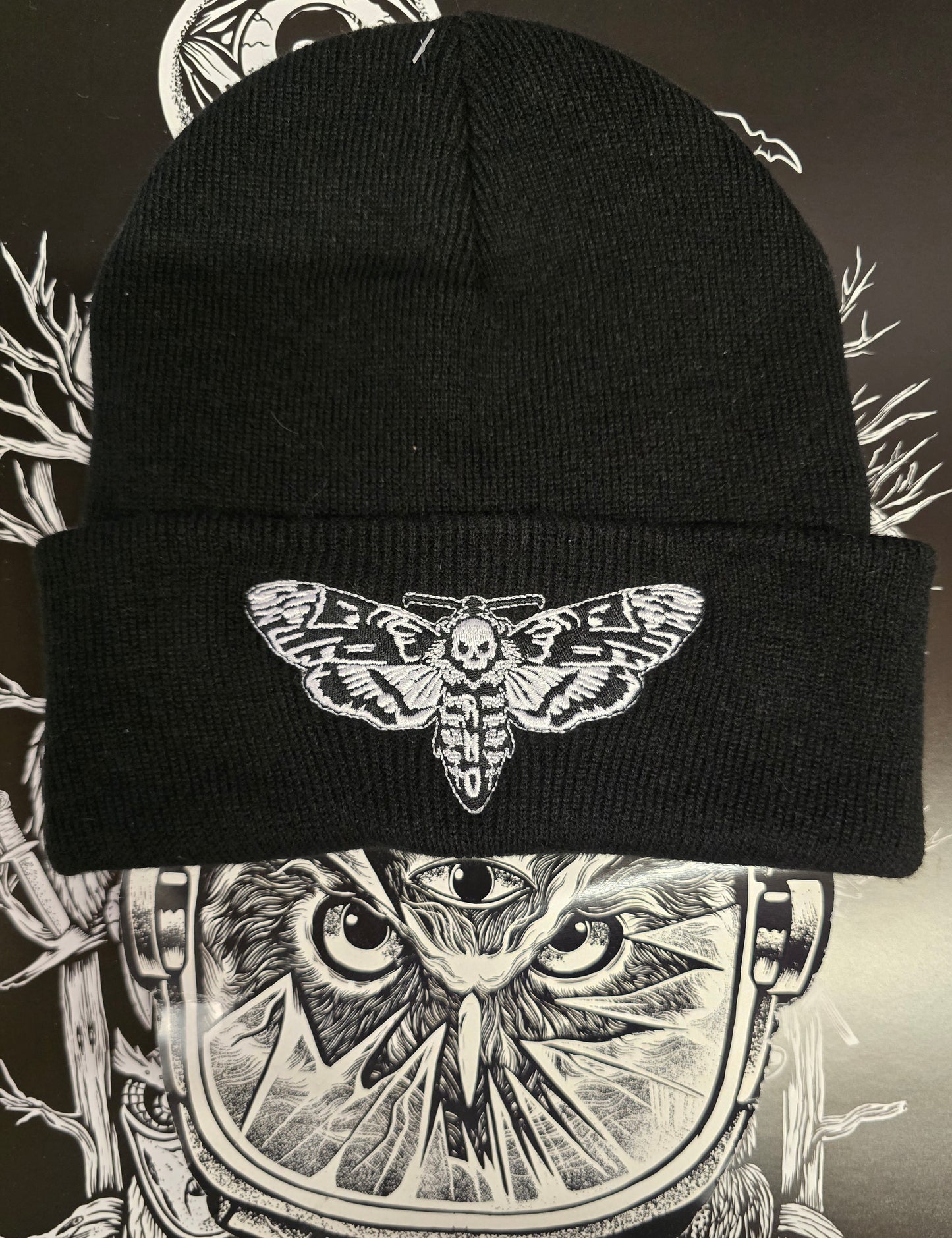 BEANIE MOTH DESIGN EMB