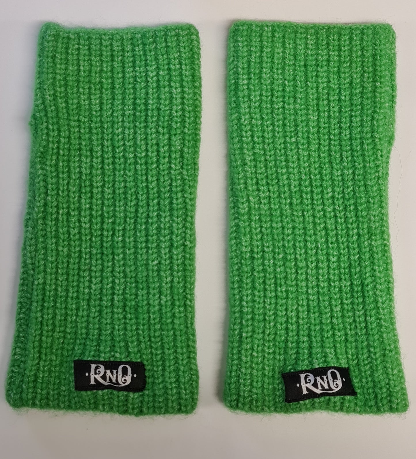 BEANIE / HANDWARMERS SET VERSCH. FARBEN
