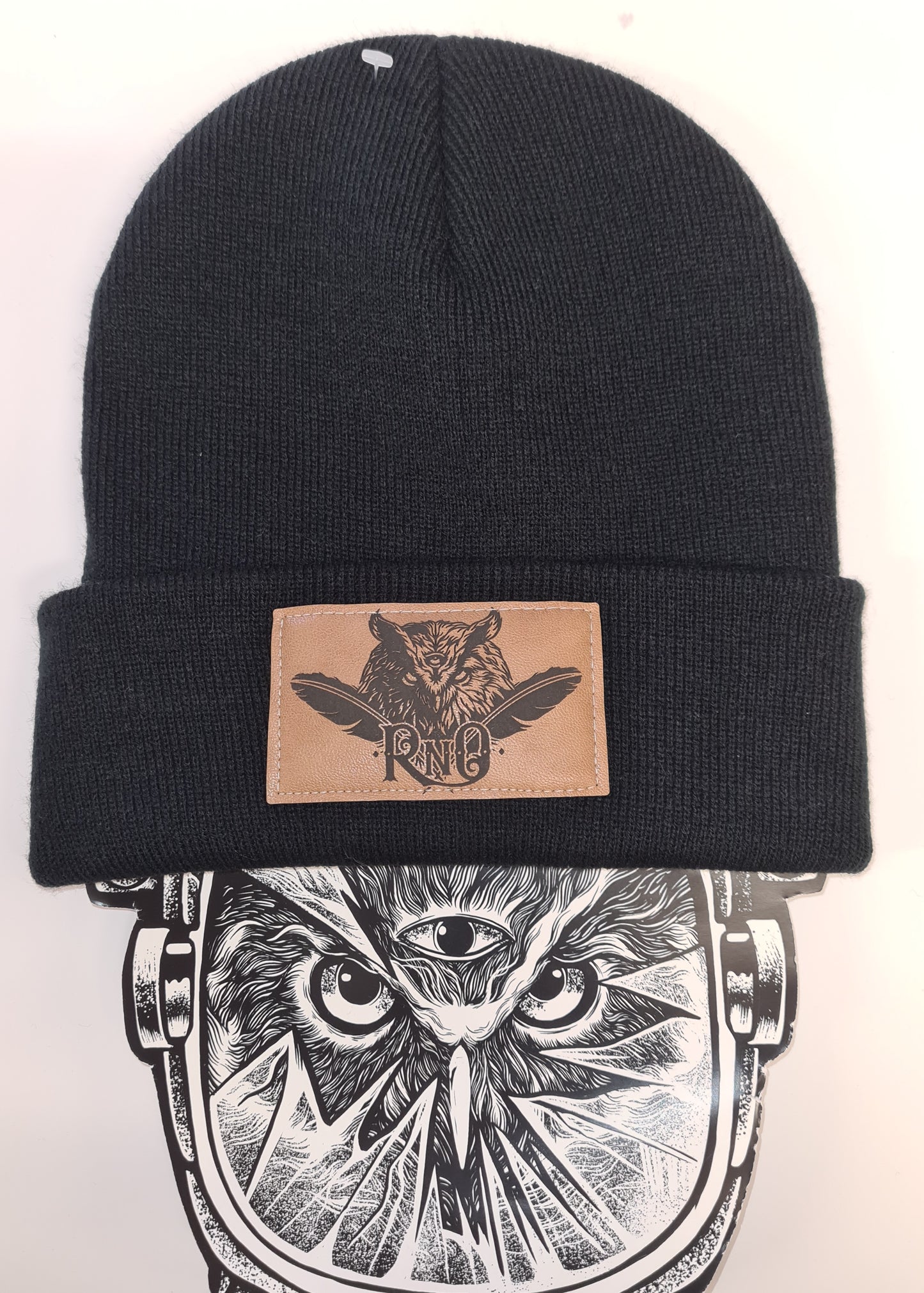 BEANIE FEATHER VEGANLEATHER DESIGN VERSCH. FARBEN