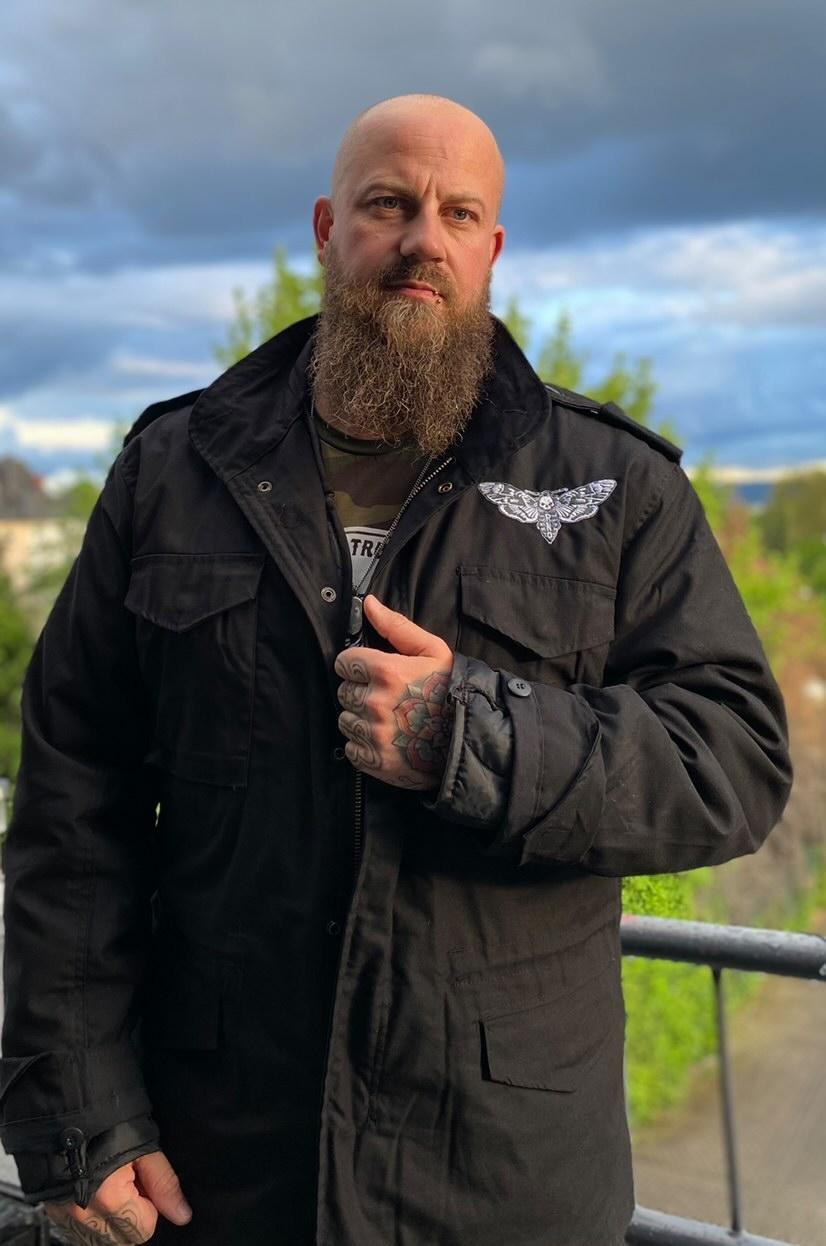 M65 JACKET MOTH EMB BLACK