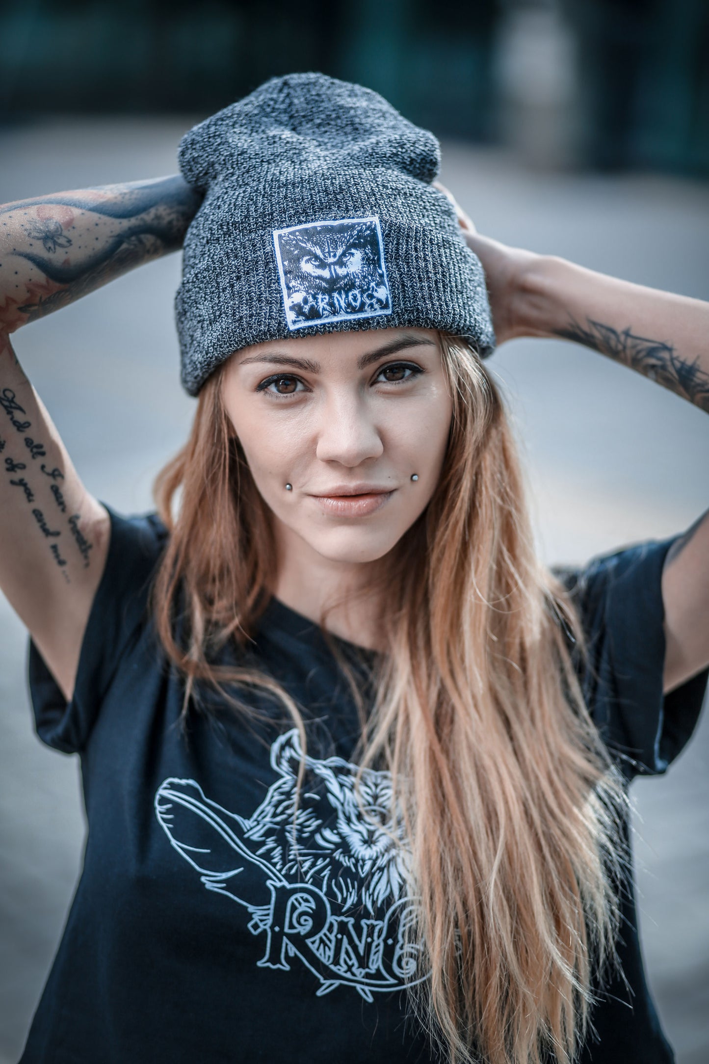 BEANIE D-OWL DESIGN VERSCH. FARBEN