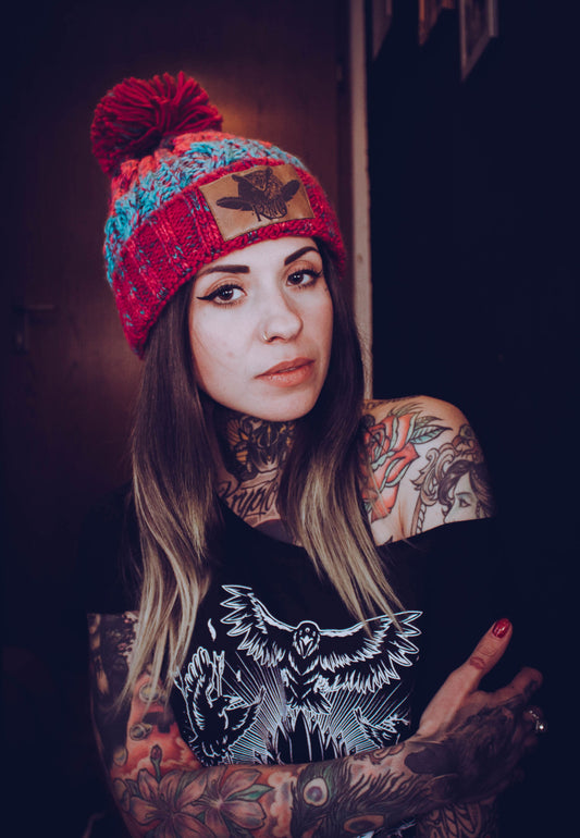 BEANIE POM POM BOMMEL FEATHER VEGANLEATHER WINTER BERRIES