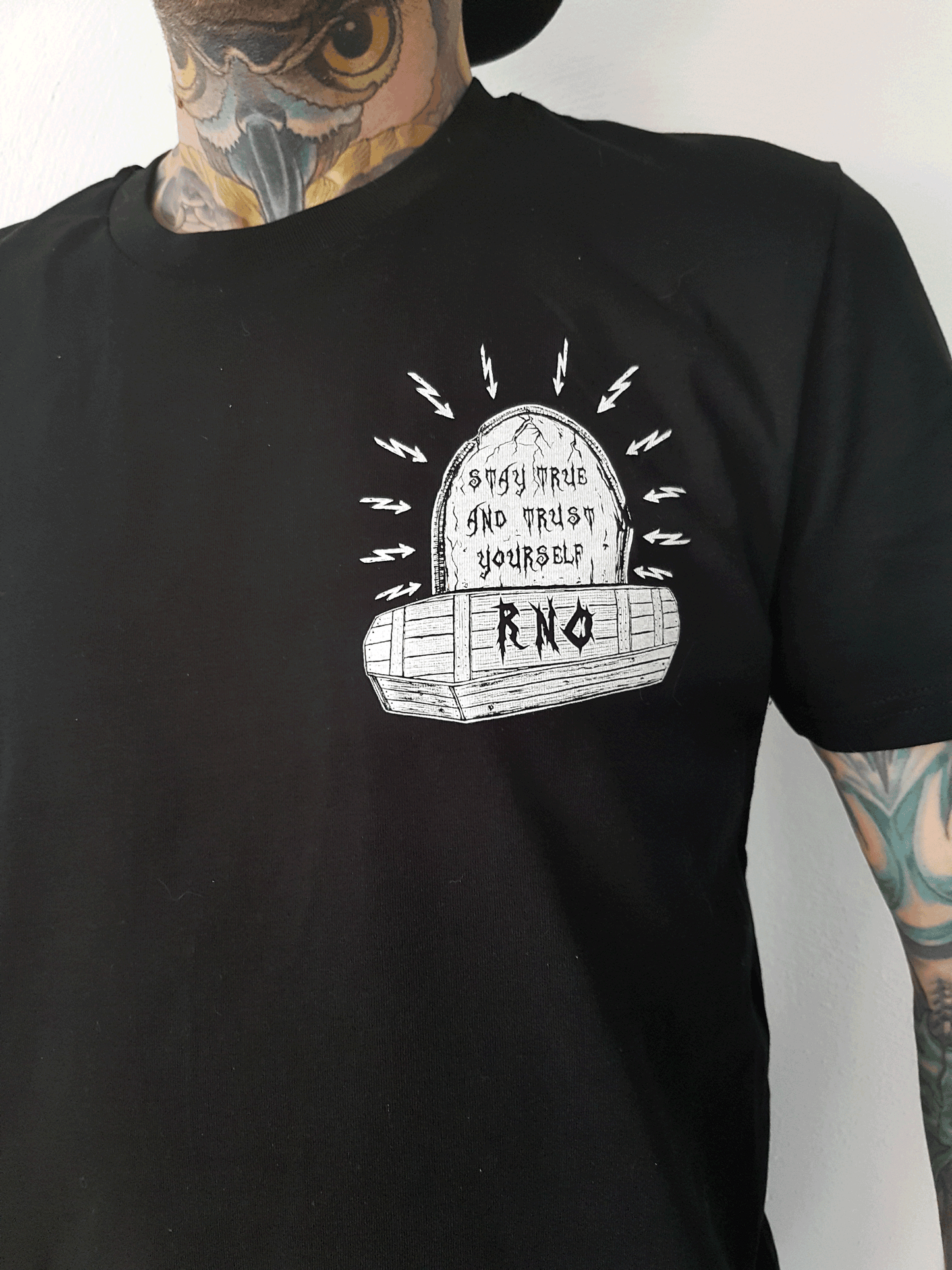 T-SHIRT POCKET COWLFFIN UNI BLACK