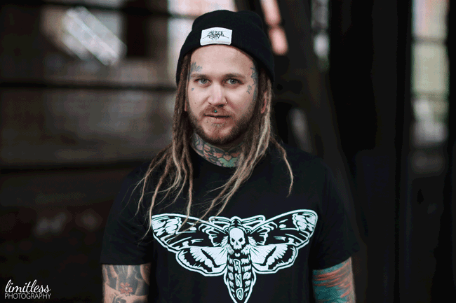 T-SHIRT MOTH MEN BLACK