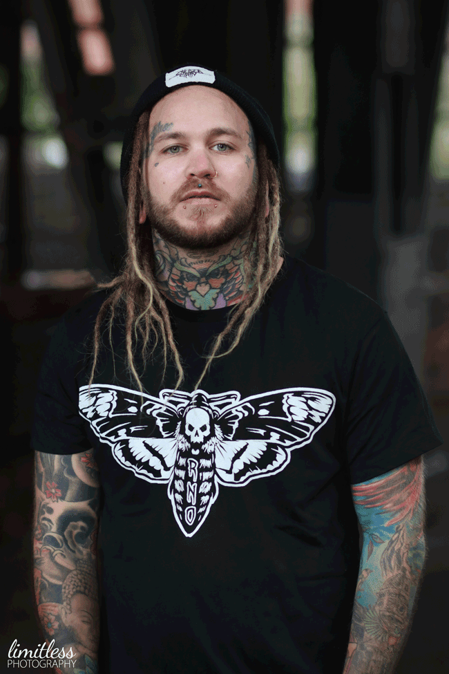 T-SHIRT MOTH MEN BLACK