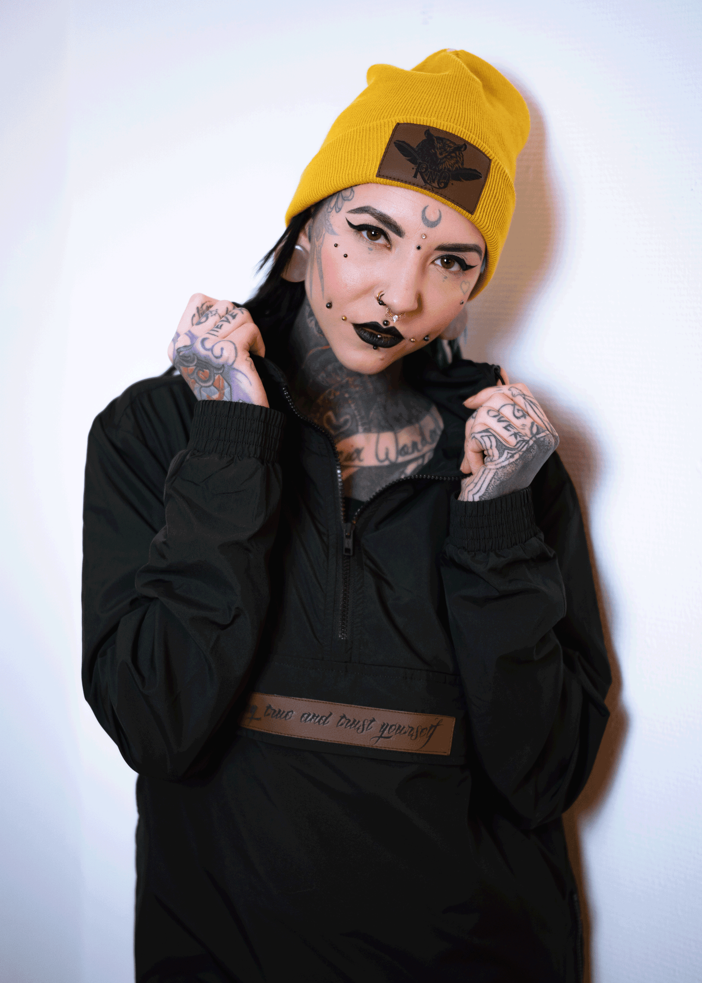 PULL OVER JACKET BLACK UNI