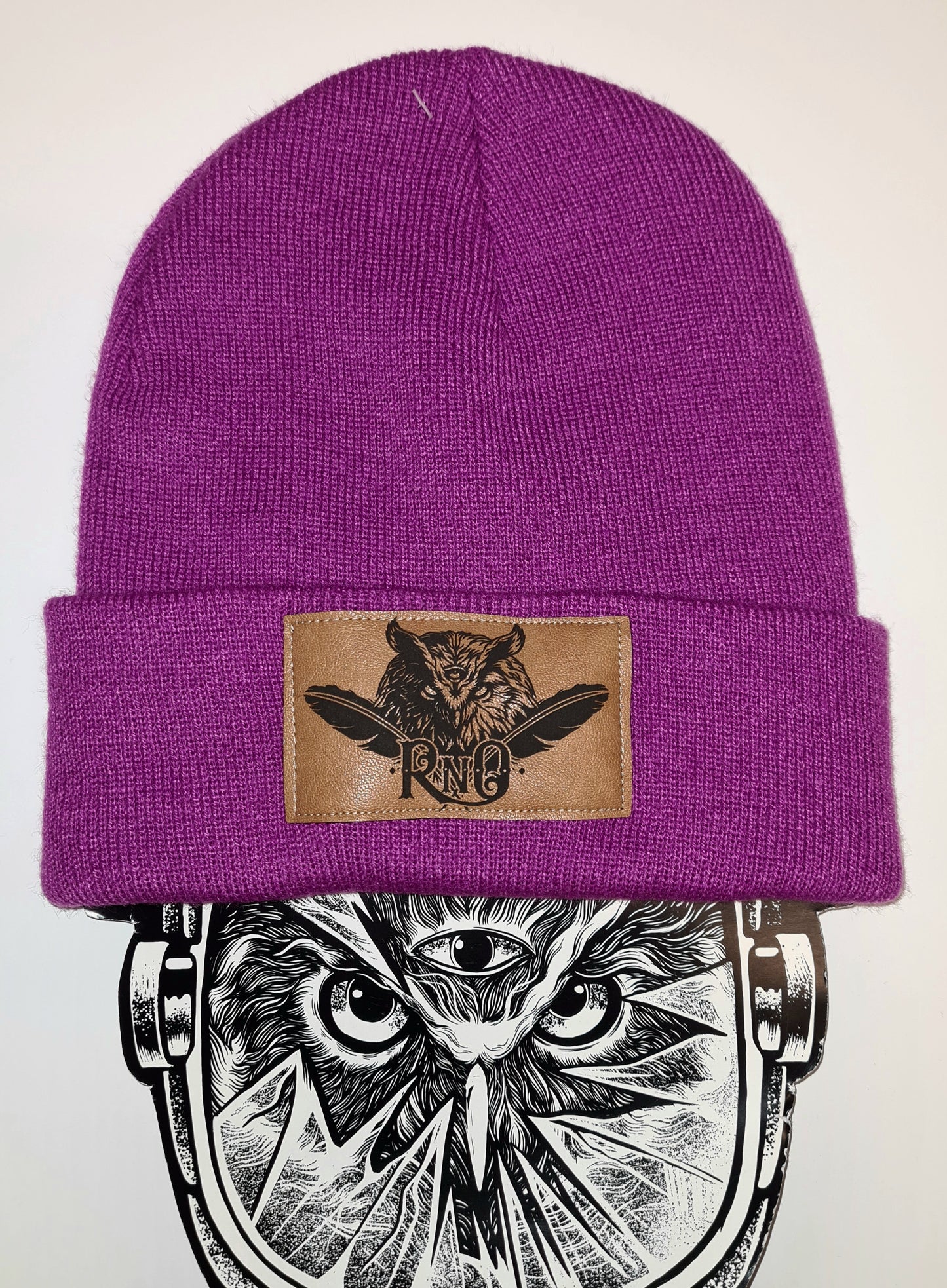 BEANIE FEATHER VEGANLEATHER DESIGN VERSCH. FARBEN