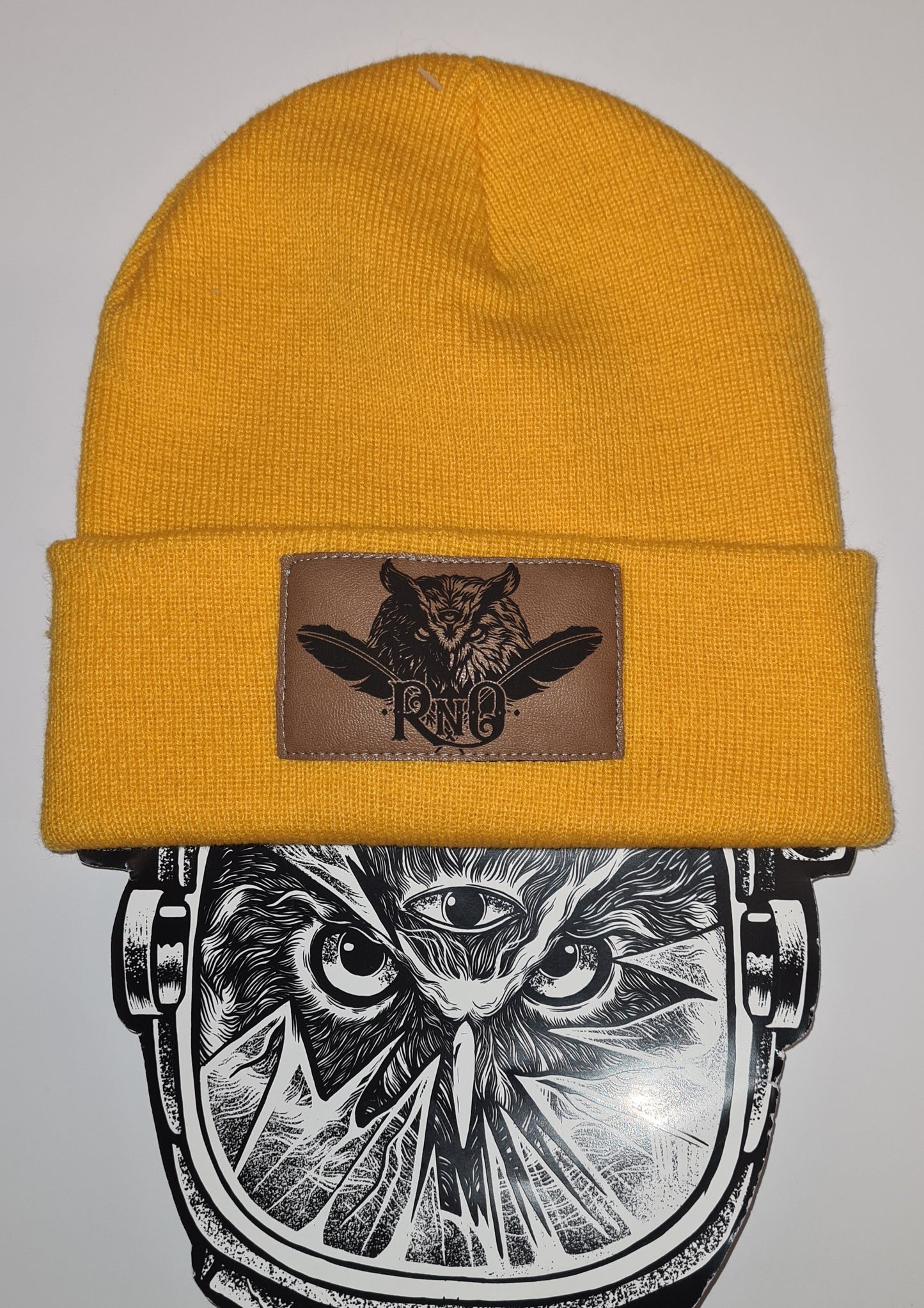 BEANIE FEATHER VEGANLEATHER DESIGN VERSCH. FARBEN