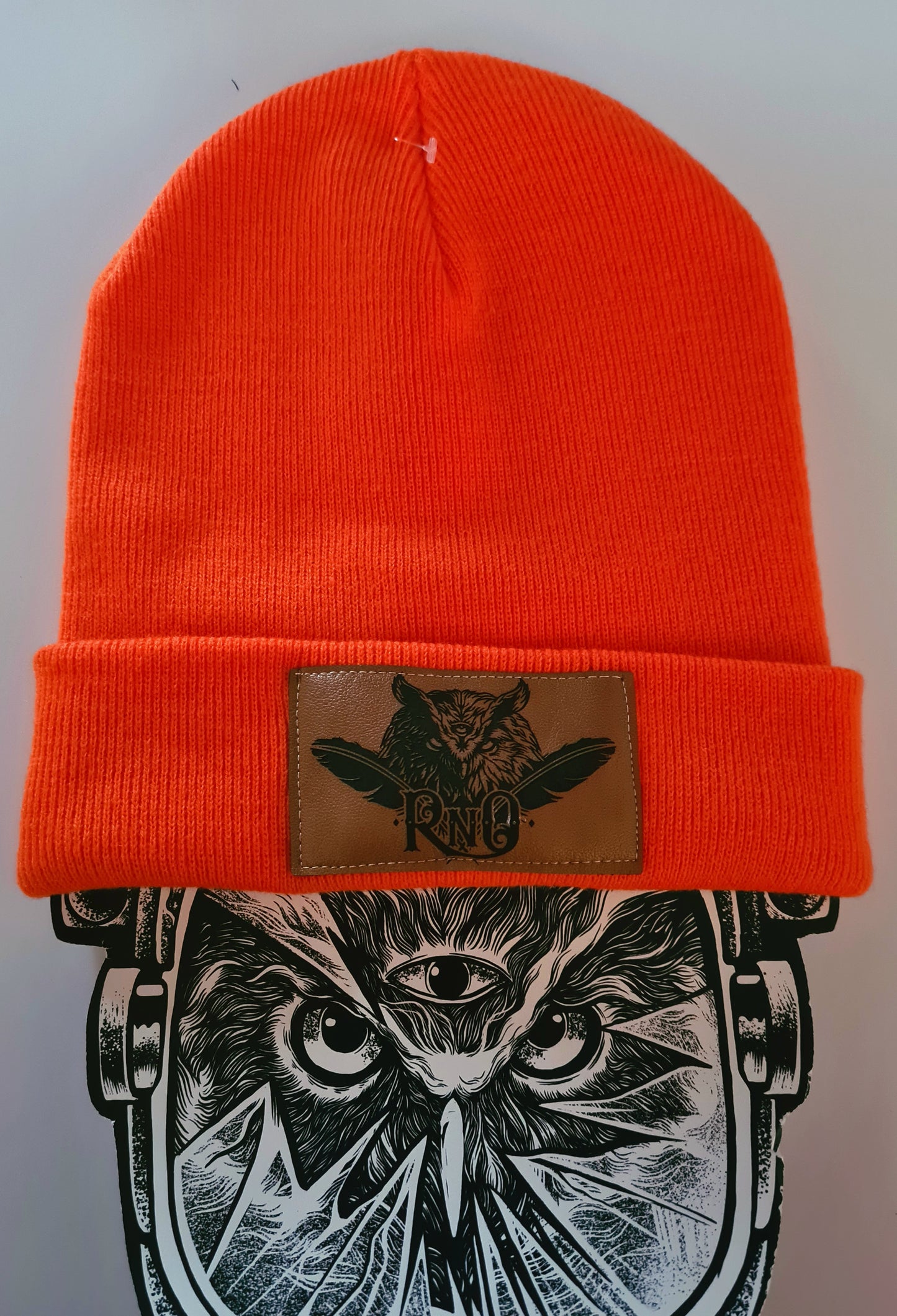BEANIE FEATHER VEGANLEATHER DESIGN VERSCH. FARBEN