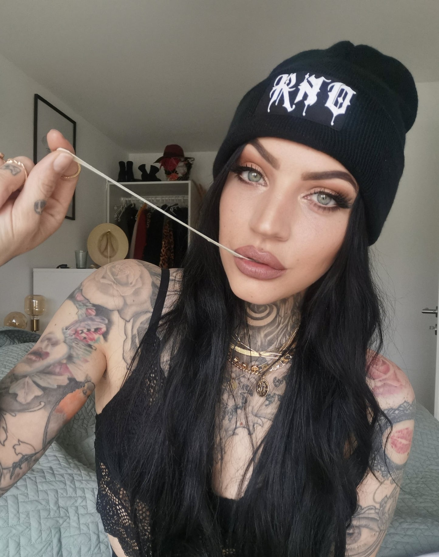 BEANIE RNO FONT NEW STYLE BLACK