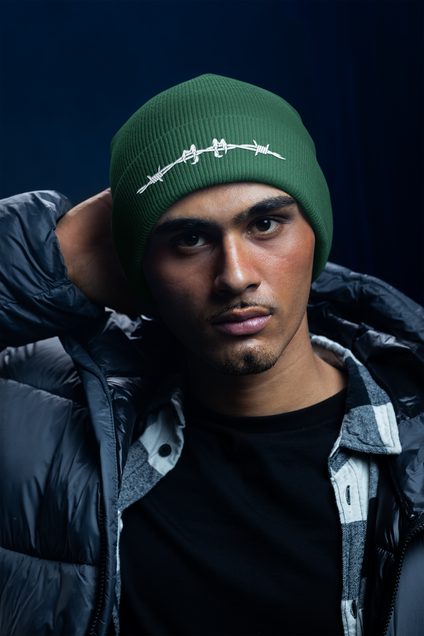 BEANIE BIOBAUMWOLLE  BARBED WIRE OLIVE EMB