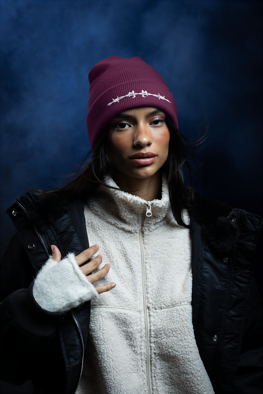 BEANIE BIOBAUMWOLLE  BARBED WIRE BURGUNDY EMB
